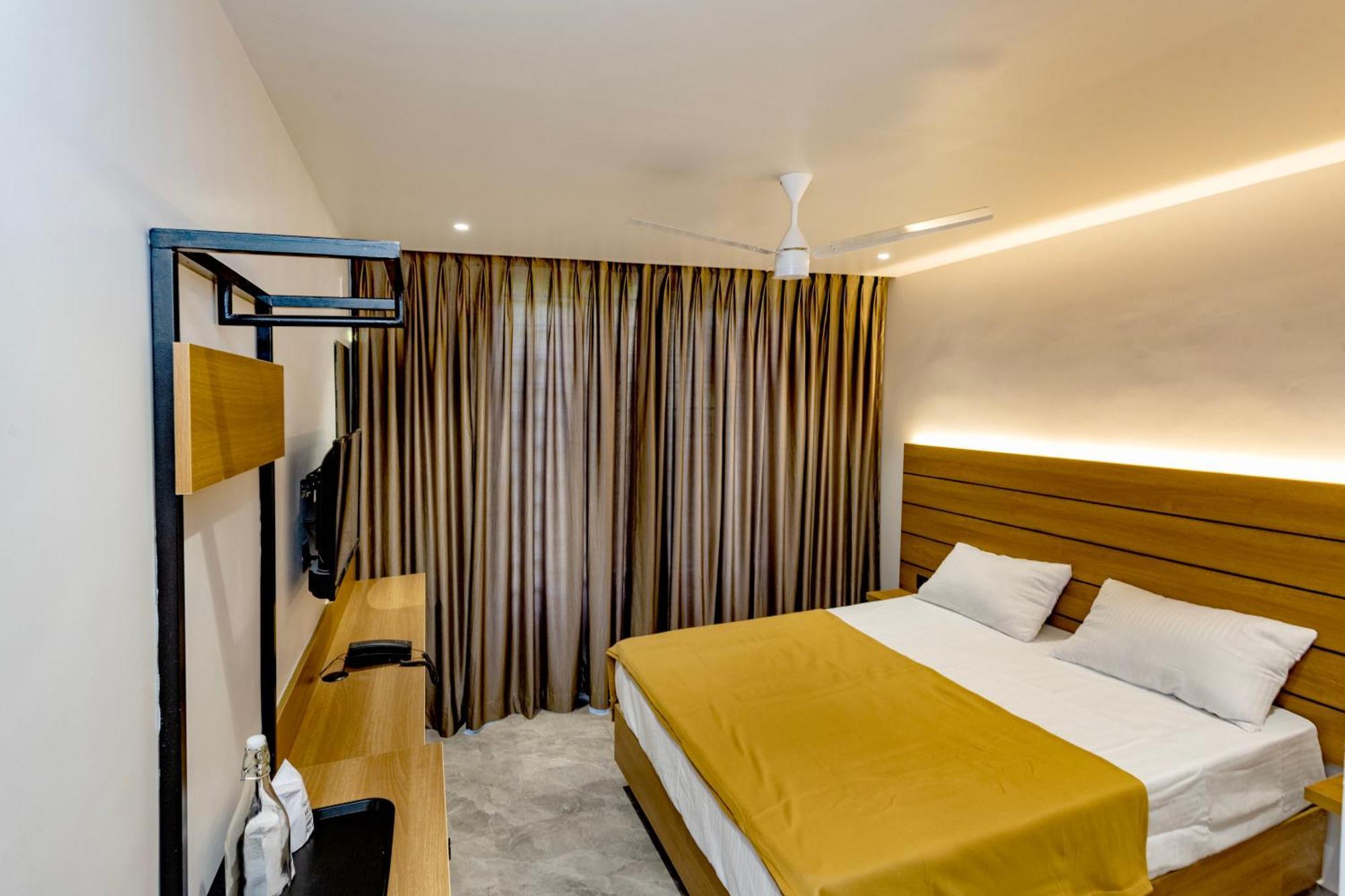 Uphills Boutique Hotel Kallar Vattiyar Exteriör bild